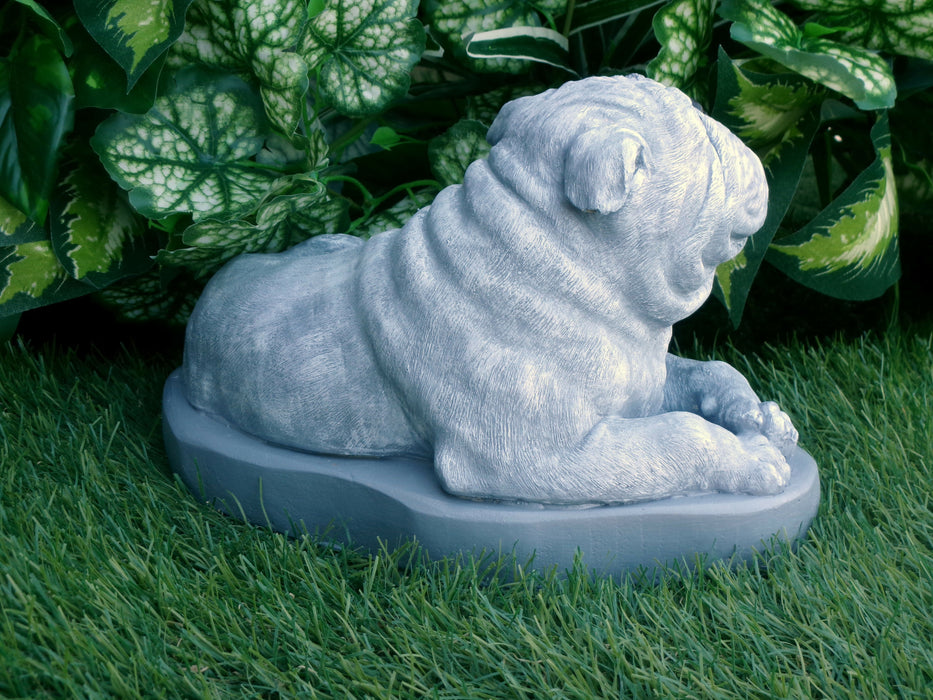 Bulldog Statue 5 x 10 x 6" high Concrete Statue