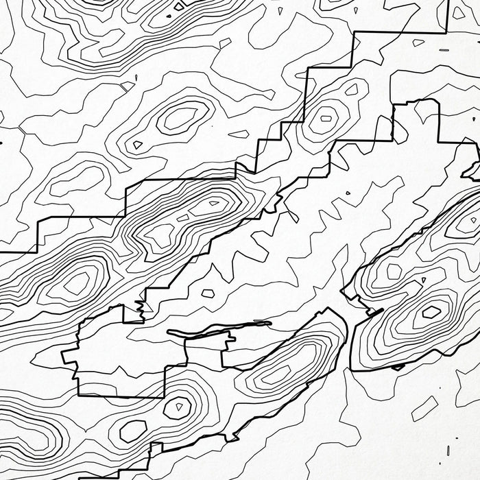 Close-up of contour lines that represent topography on the map poster of Hot Springs National Park.