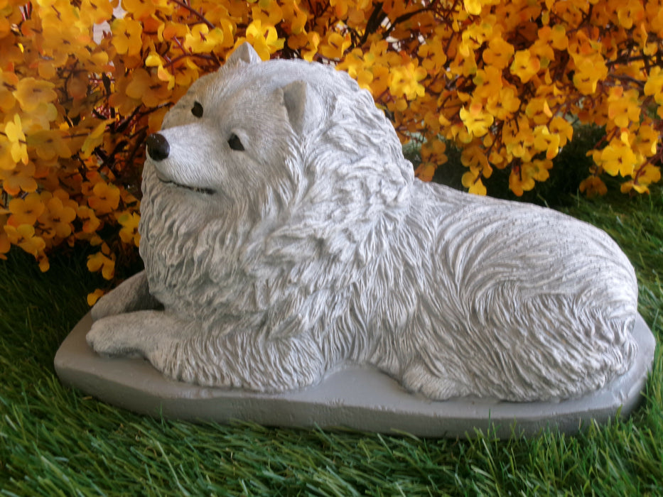 Keeshond Dog Concrete Statue 5x10x6" High