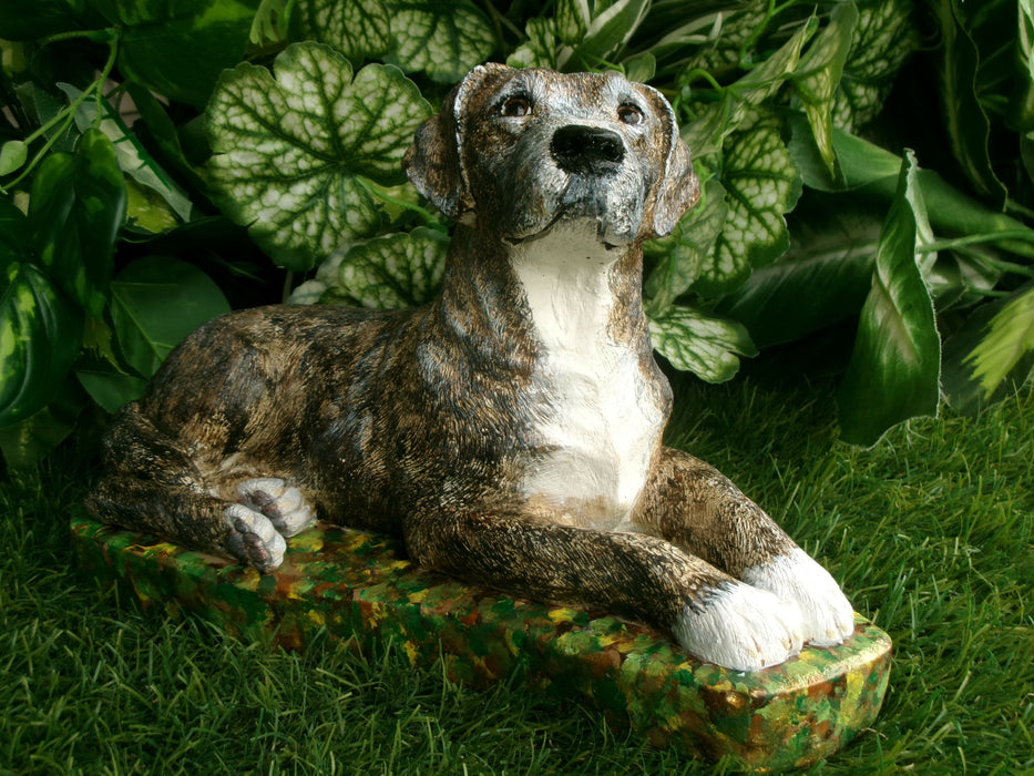 Labrador Retriever Concrete 5.75 x 11 x 6.75" High,