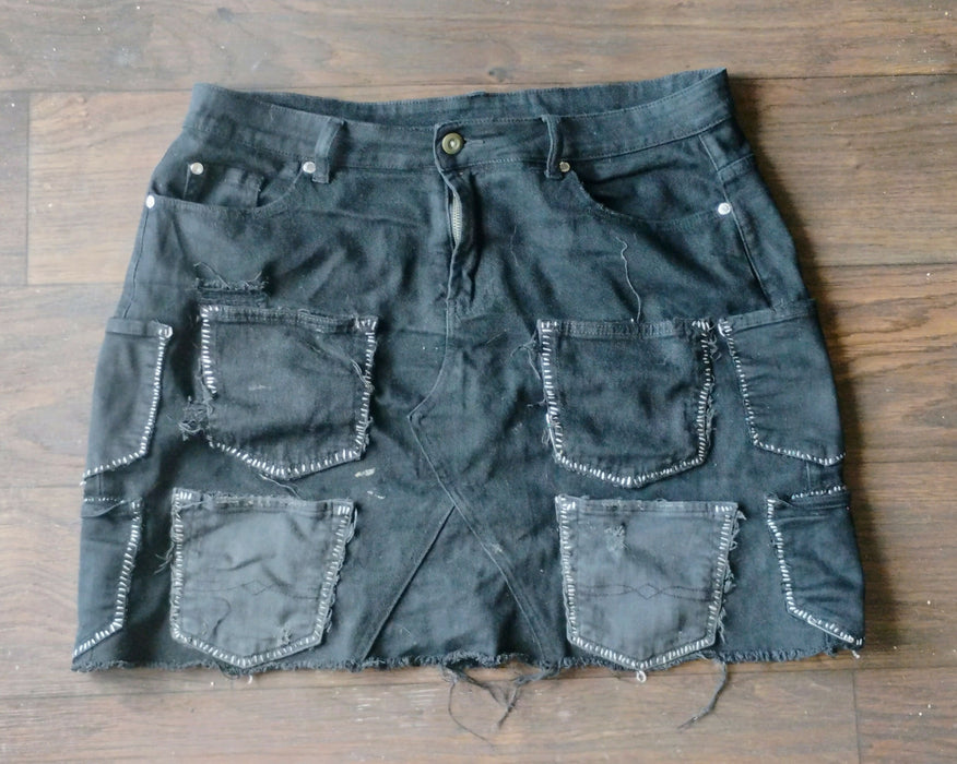 13 pocket punk denim skirt