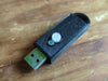 signet-black-a-screwed-USB-side