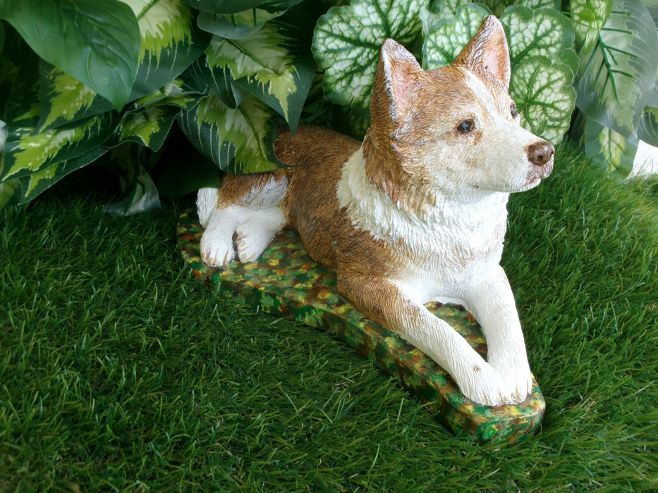 Blue tick Heeler do Concrete High 11.5 x 5.5 x 7"