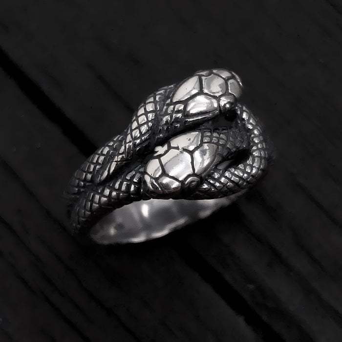 Twin Snake Ring – Handcrafted Sterling Silver Band With Realistic Serpent Design