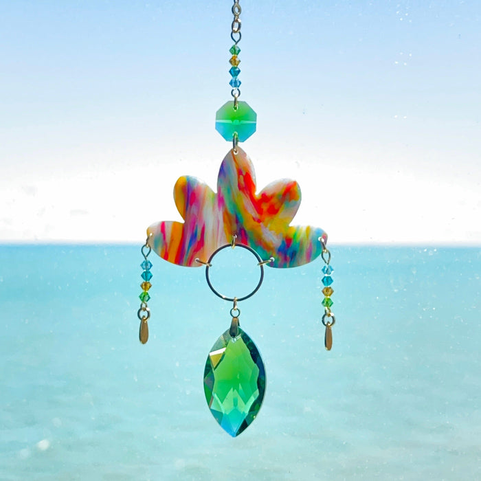 Suncatchers Watercolor/Green/Gold Floral Petal Suncatcher