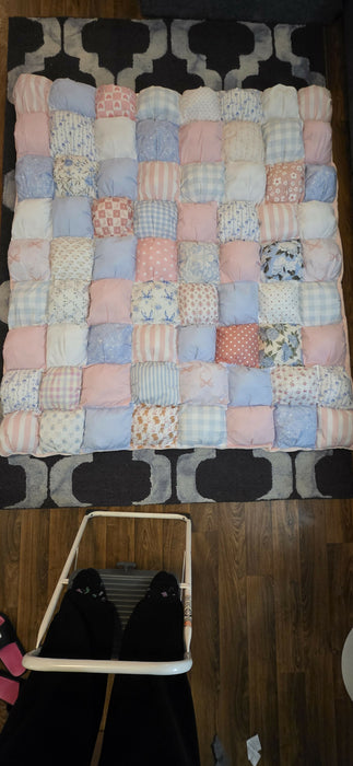 Spring puff quilt