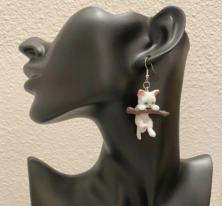 "Hang in There!" Cat Jewelry