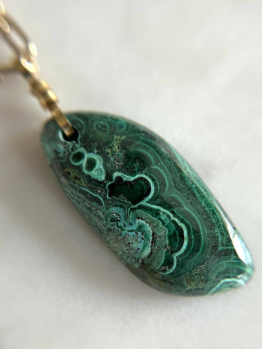 Green chrysocolla stone pendant on copper chain necklace – DKTDesigns