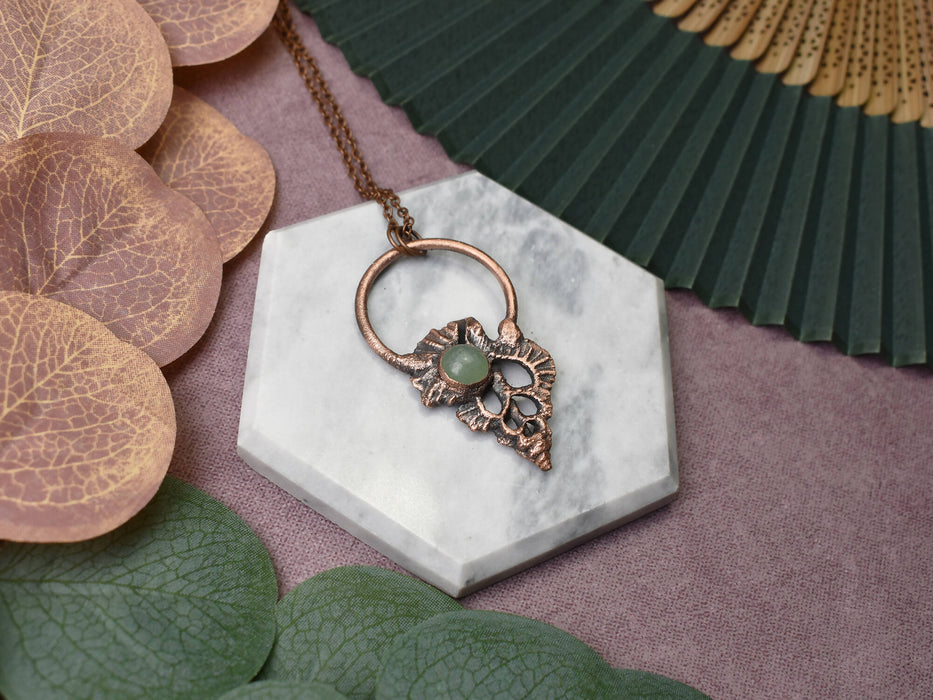 Center Cut Maple Leaf Shell With Aventurine