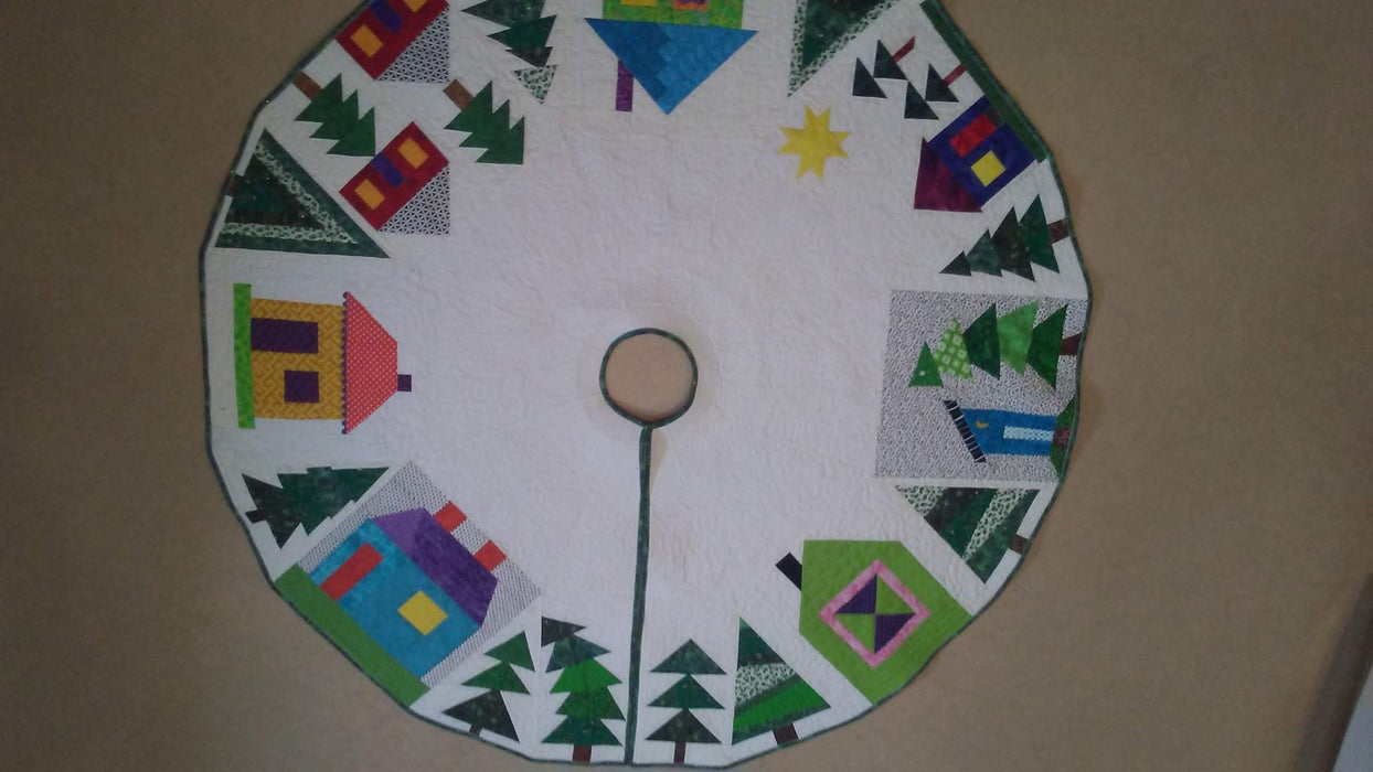 Christmas Tree Skirt Quilt Pines Cabins White Handmade Quiltsy